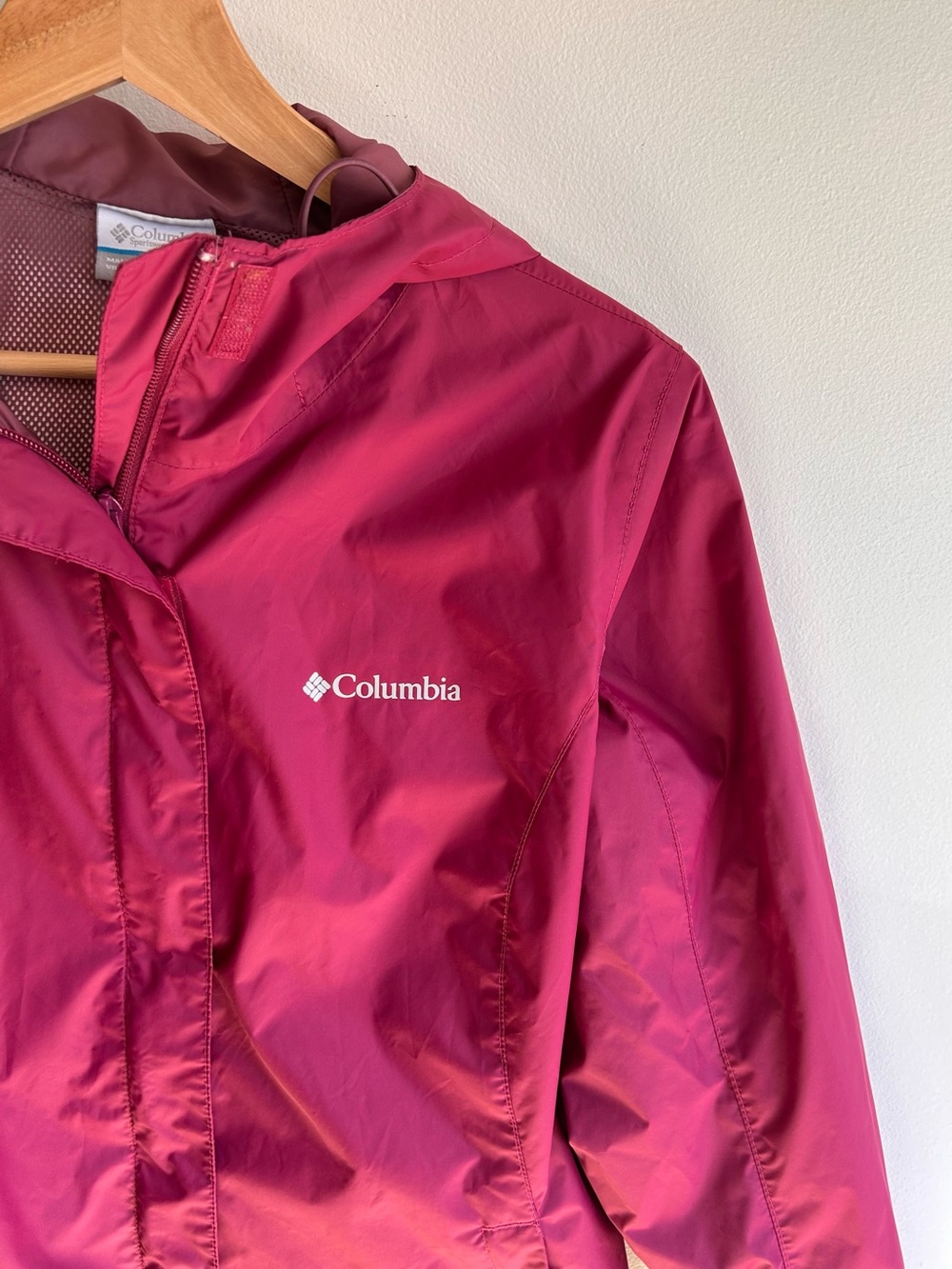 Columbia Women's Waterproof Hooded Jacket — Raspberry Pink